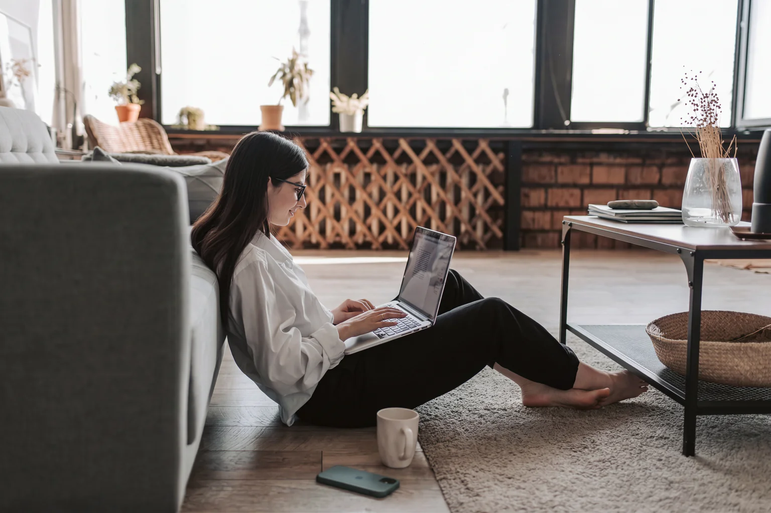 Ergonomi hemma: 7 vanor som minskar risken för musarm